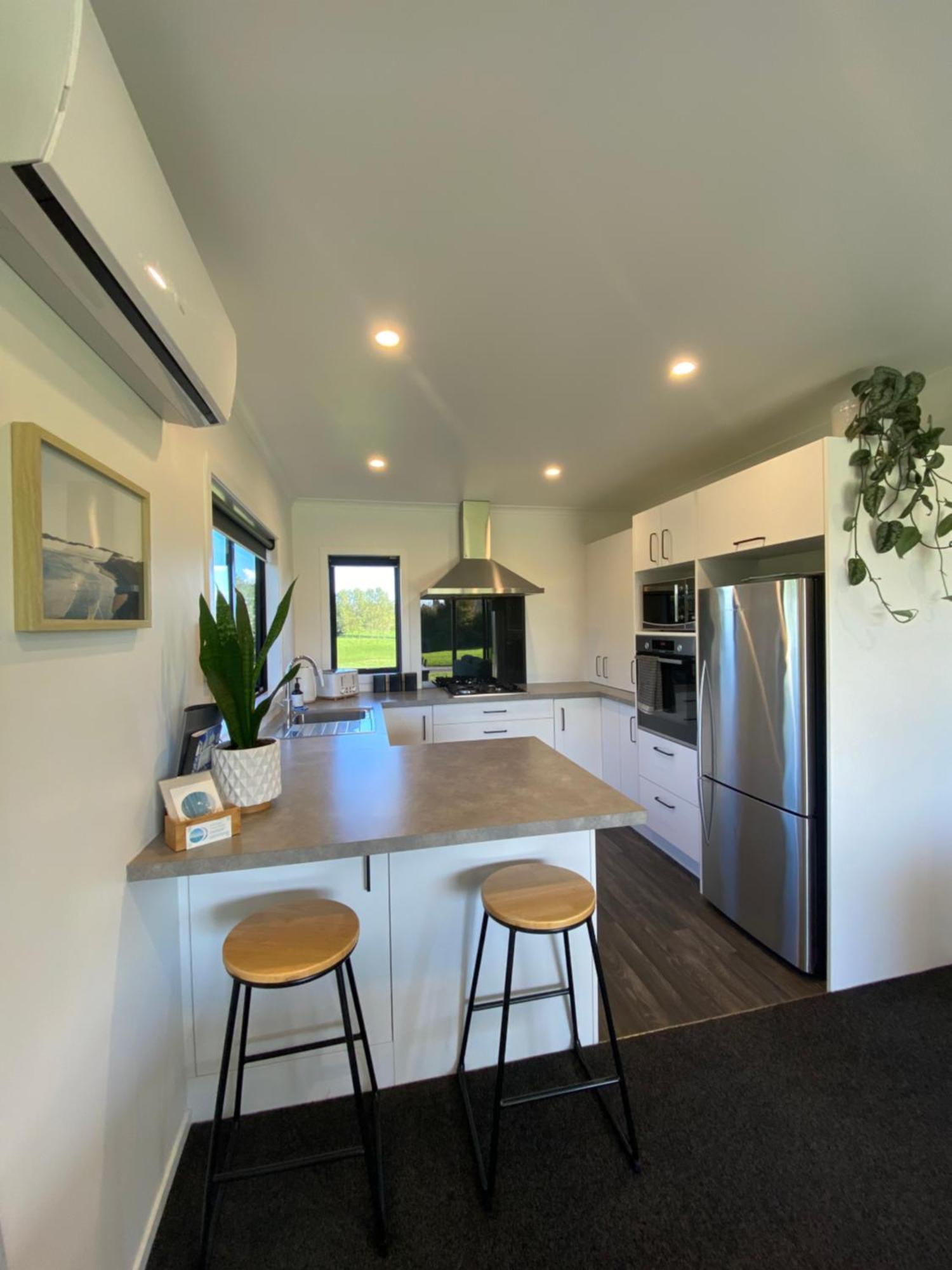 Soul Sanctuary, With Outdoor Bath Villa Raglan Exterior photo